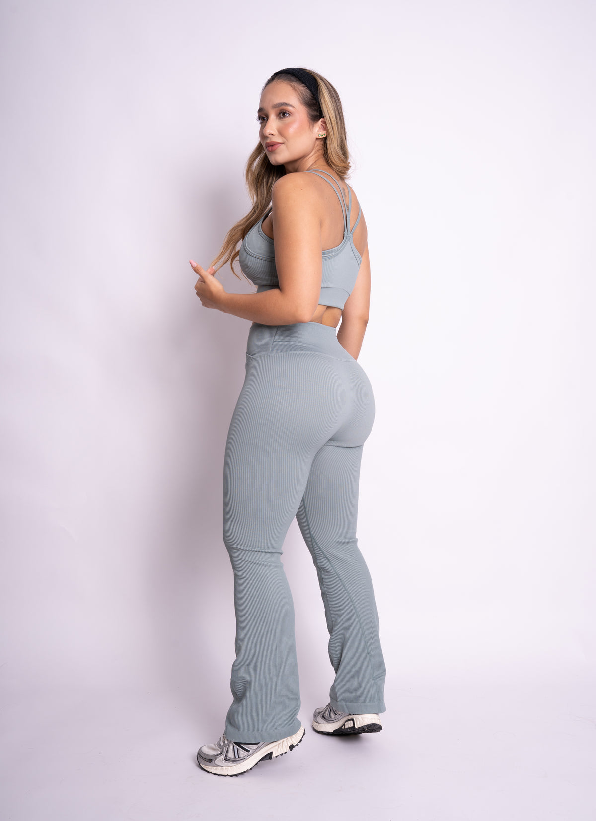 Set Alma